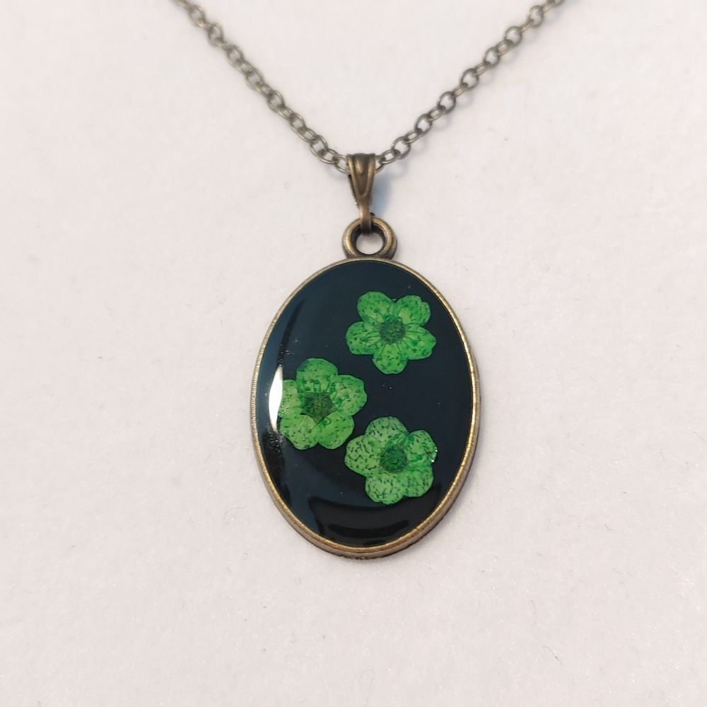 Necklace Bronze Black Resin w/ Green Flowers